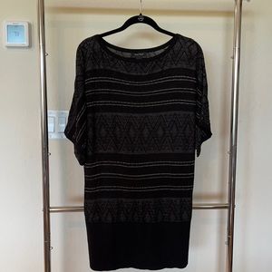 White House Black Market Tunic L